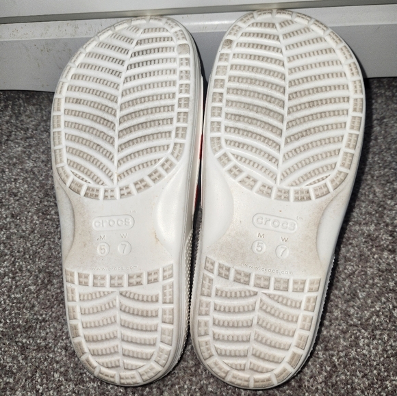 Women's Crocs Classic Women's American Flag Slide Sandals Size 7 - Picture 2 of 2